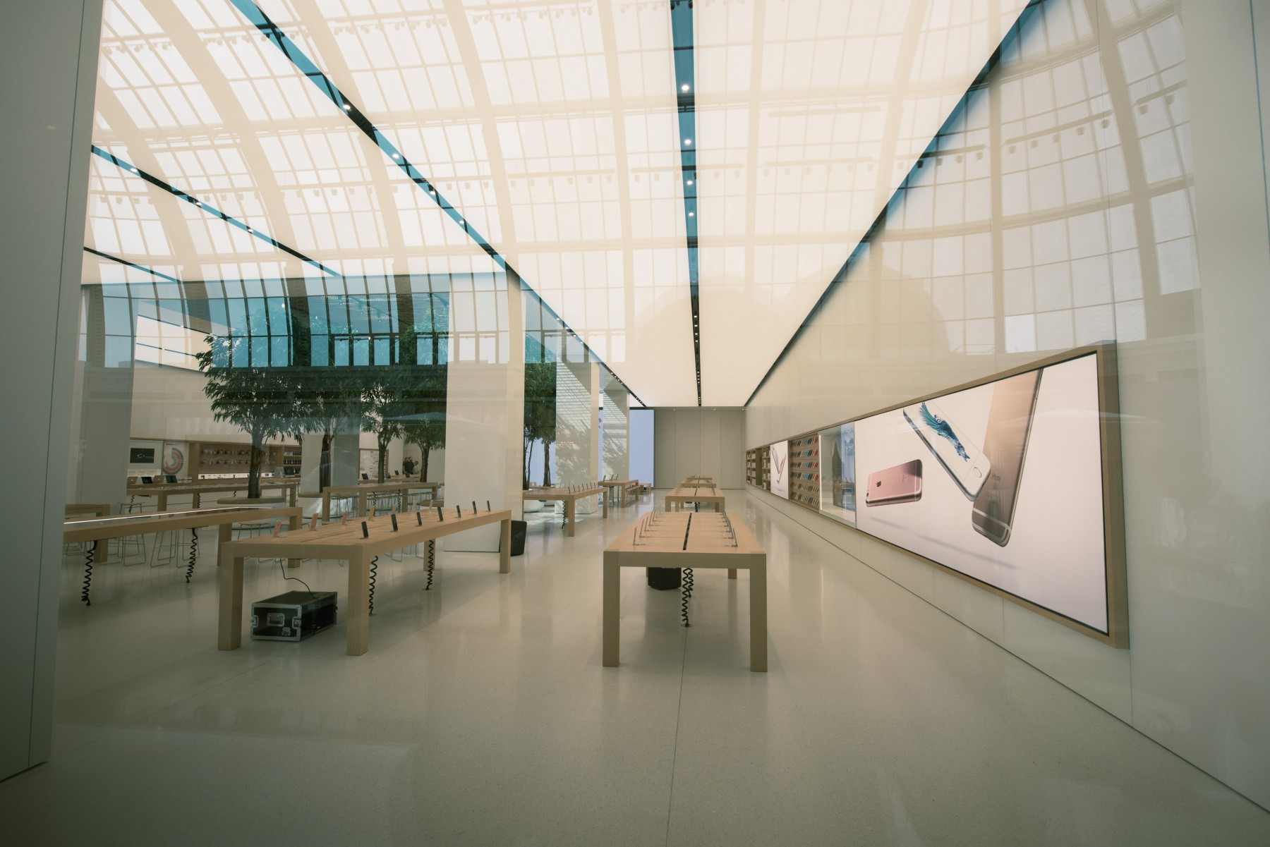 First MENA Apple Stores to open in Dubai Mall