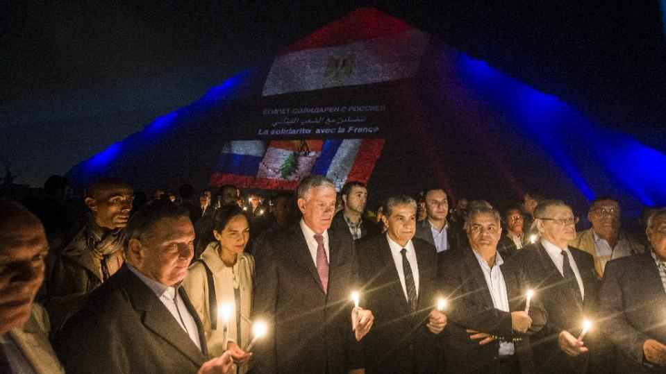 Egypt lights the Pyramids in unbiased solidarity with Lebanon, France and Russia